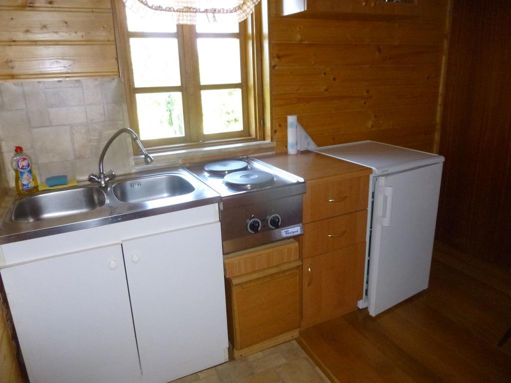 Apartment Iva Duga Resa Zewnętrze zdjęcie